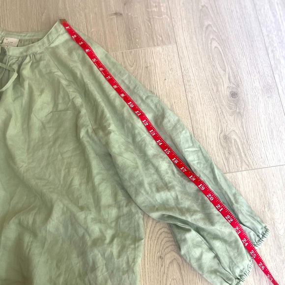 Light Sage Green Long Sleeve Blouse Top - Picture 11 of 11